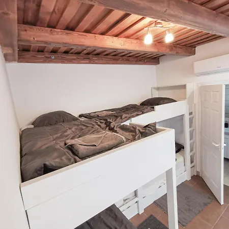 Hostel Greenfield Kisoroszi