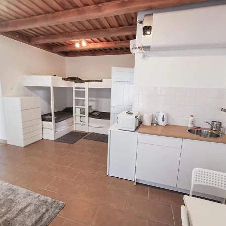 Greenfield Hostel Kisoroszi
