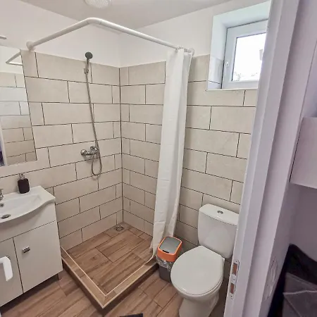 Hostel Greenfield Kisoroszi