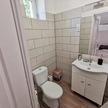 Greenfield Hostel Kisoroszi