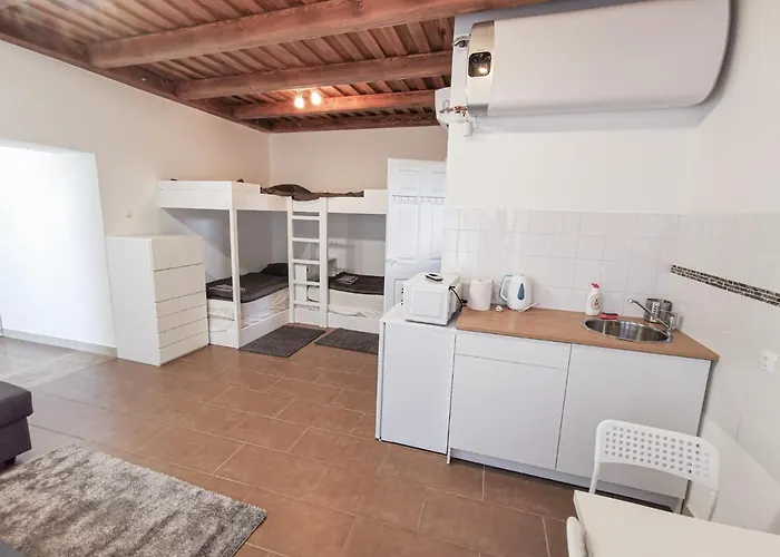 Greenfield Vandrarhem Kisoroszi