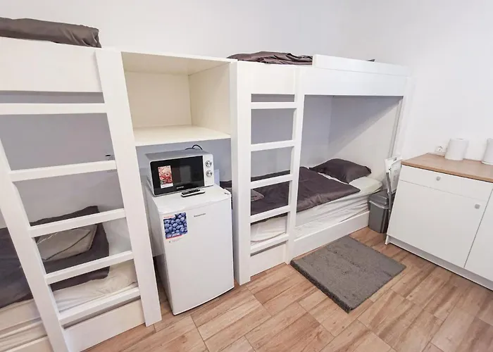 Hostel Greenfield Kisoroszi