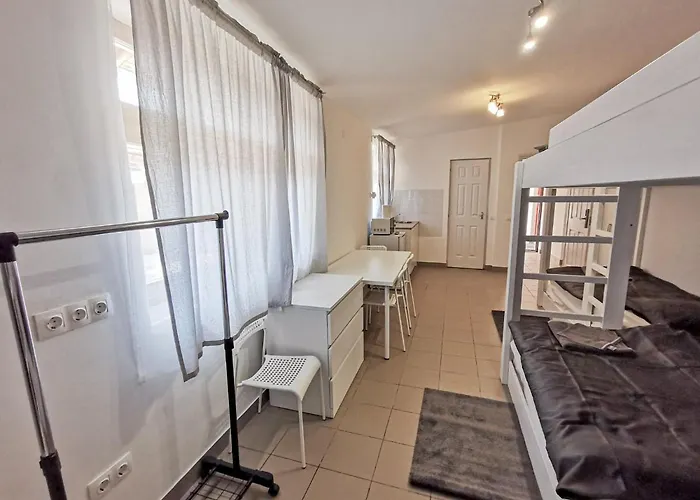 Greenfield Hostel Kisoroszi